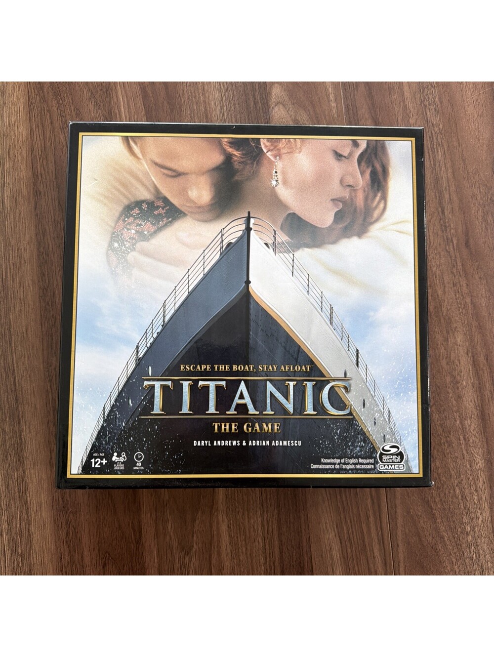 Spin Master TITANIC The Game 'Escape The Boat, Stay Afloat' Board Game